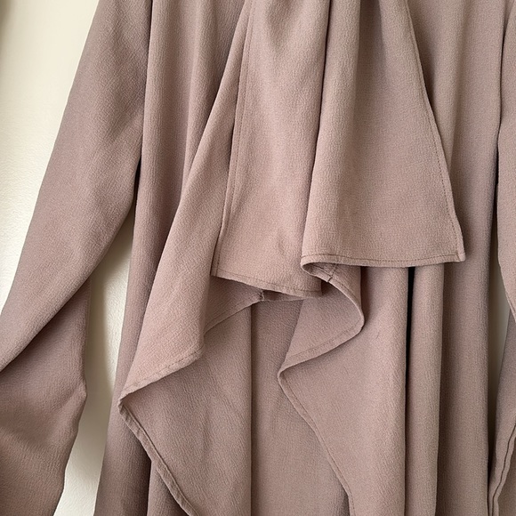 “Dusty rose“ coloured flowy cardigan, dressy, size small by SWS - Picture 3 of 3